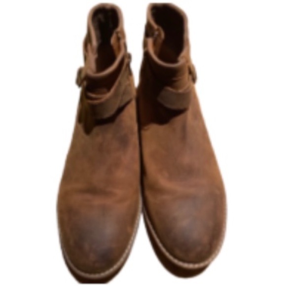 Clarks Shoes - EC Clark’s Collection Brown Ankle Booties Size 8.5